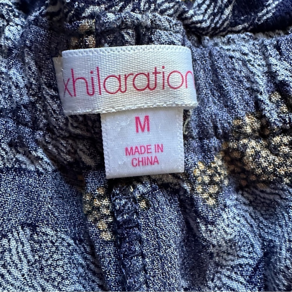Xhilaration | Navy Animal Print Tiger Pull On Wide Leg Crop Pants Size Medium - Picture 6 of 7